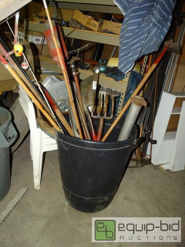 lot 1133 image: Lot of long handle.  &quotTrash can NOT incl...