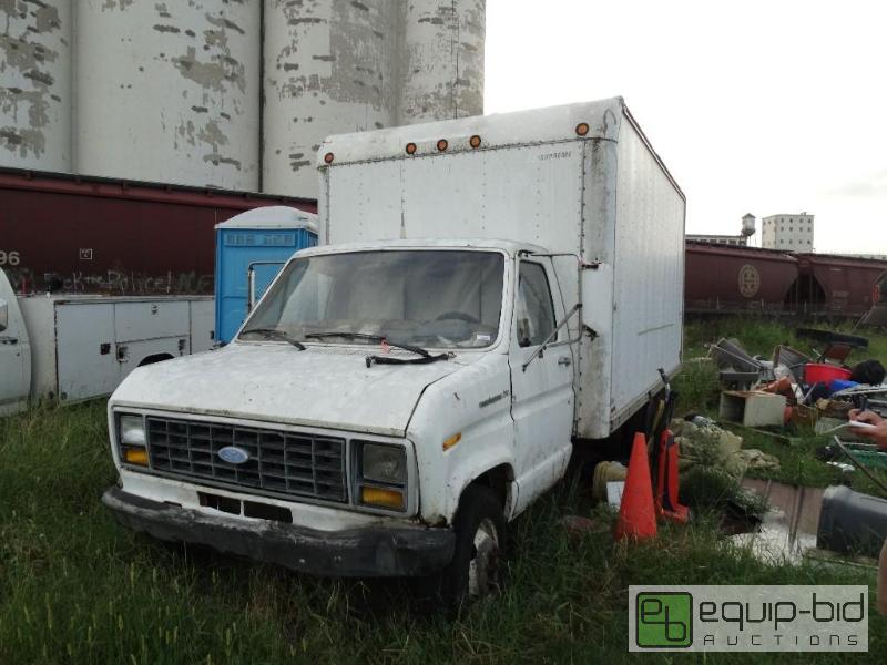 lot 1144 image: 1984 Ford box truck.  &quotBill of sale only...