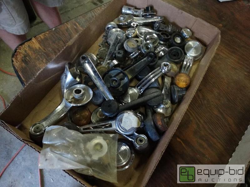 lot 1161 image: Car window cranks....