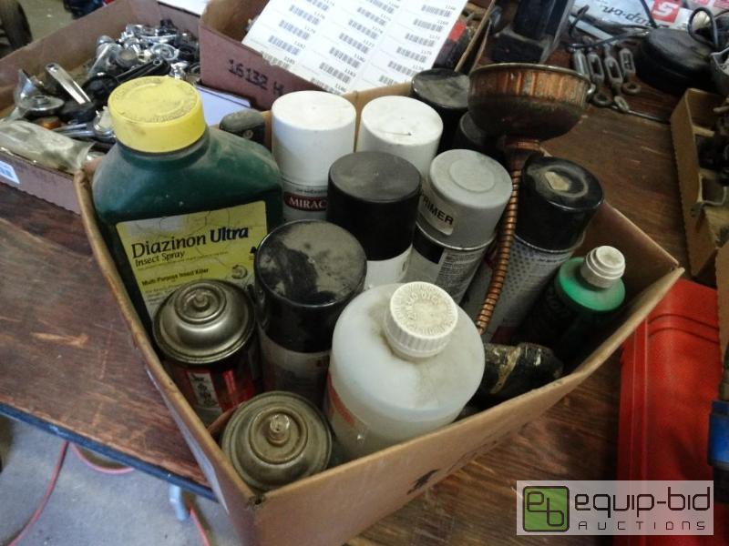lot 1163 image: Spray paint and oil can....