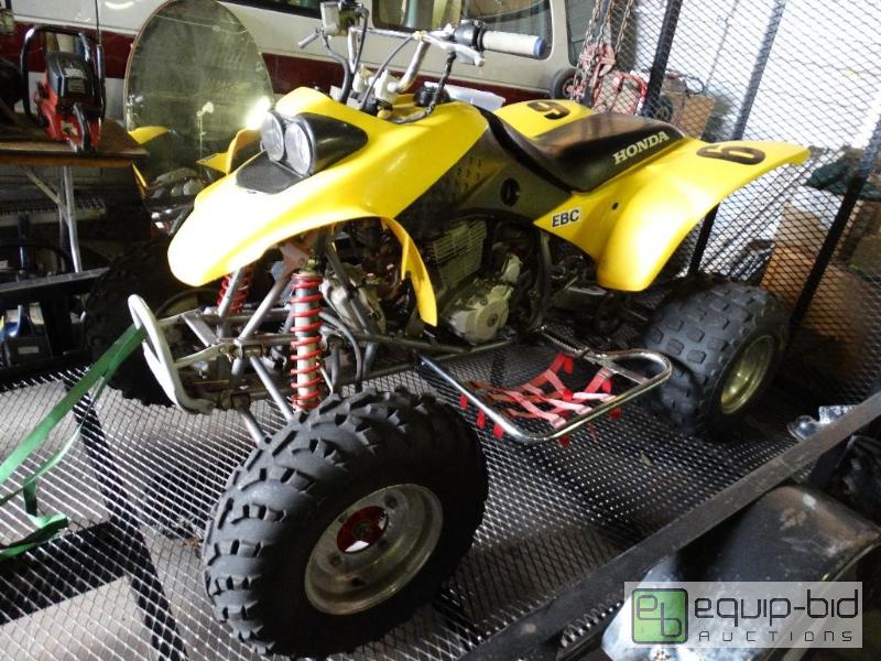 lot 999 image: Honda 400 4-Wheeler runs and drives.  &quotT...