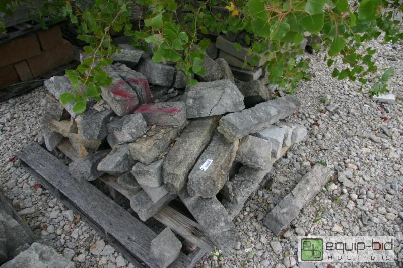 lot 111 image: pallet of stone...