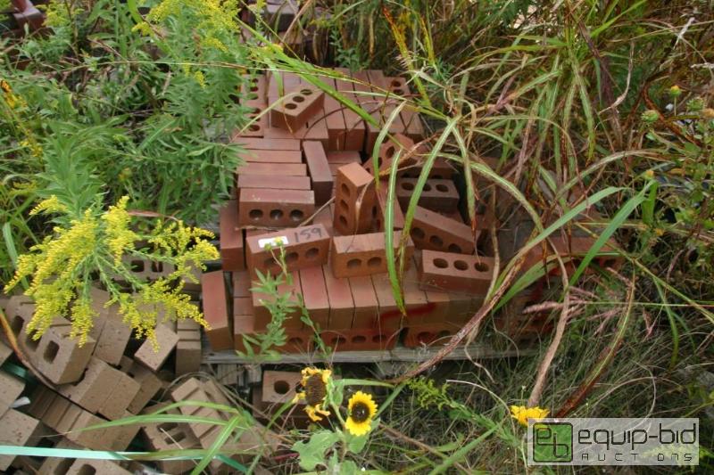 lot 159 image: pallet of 3 hole brick...