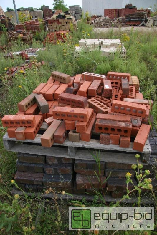 lot 170 image: double pallet of bricks...