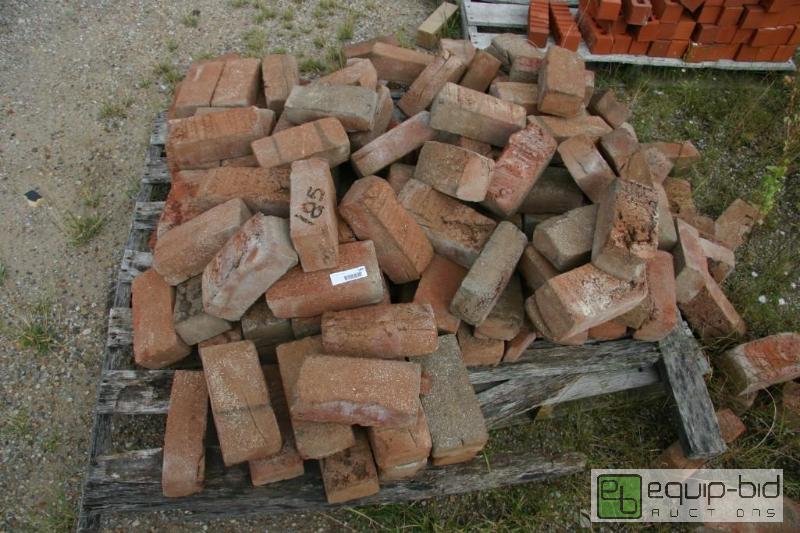 lot 185 image: pallet of pavers...