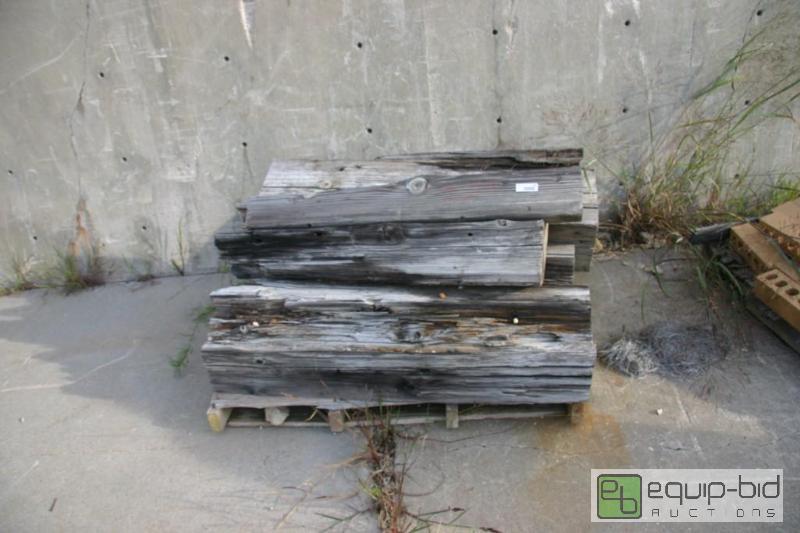 lot 209 image: pallet of short ties...