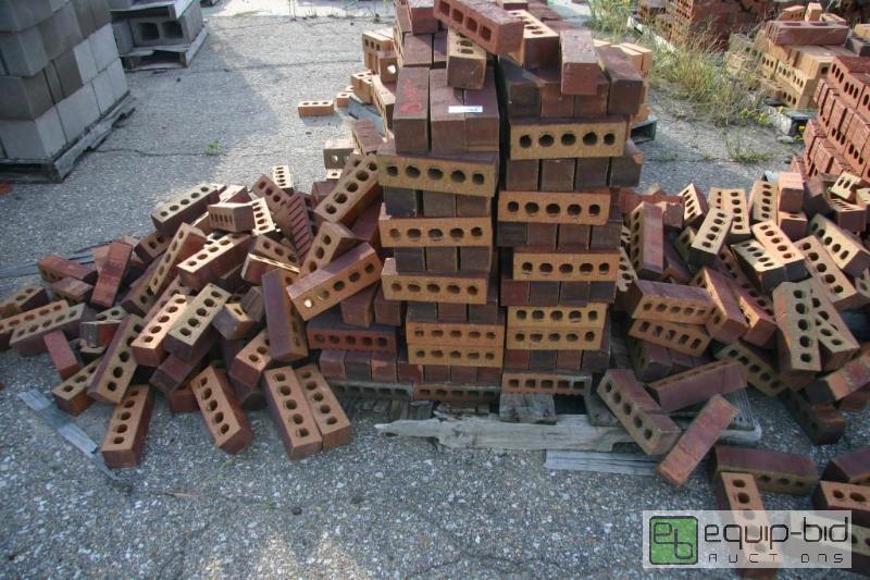 lot 220 image: palletpile of 5 hole bricks...