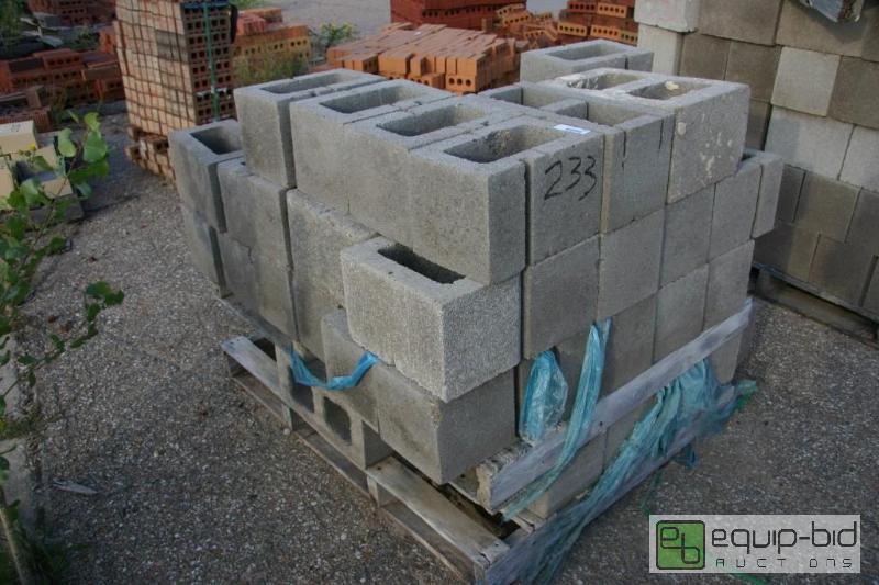 lot 233 image: pallet of cinder blocks...
