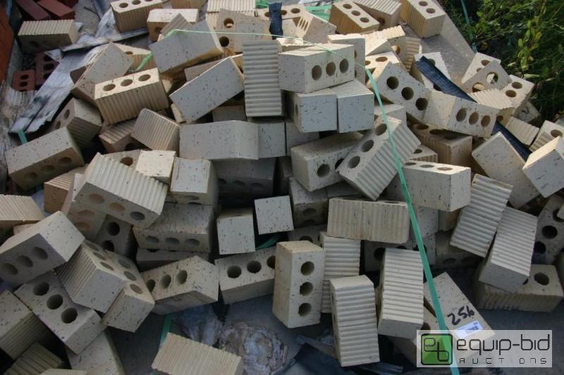 lot 256 image: large pile of buff bricks...