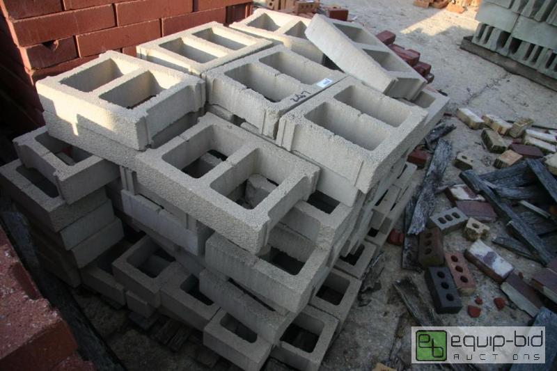 lot 287 image: pallet of double cinder block rings...