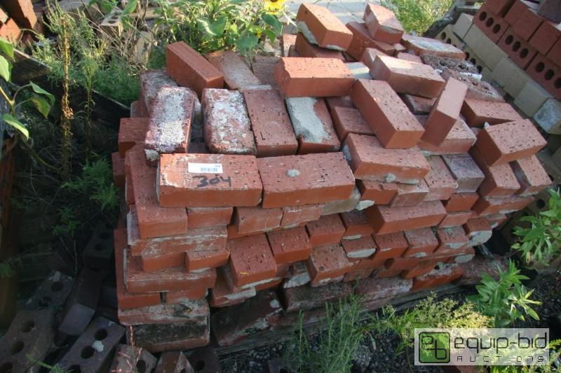 lot 304 image: pallet of pavers...