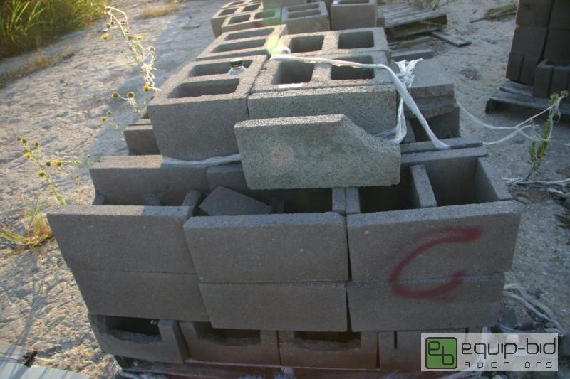 lot 325 image: pallet of cinder blocks...