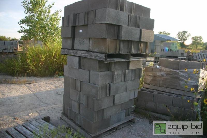 lot 328 image: tall double pallet of cinder blocks...
