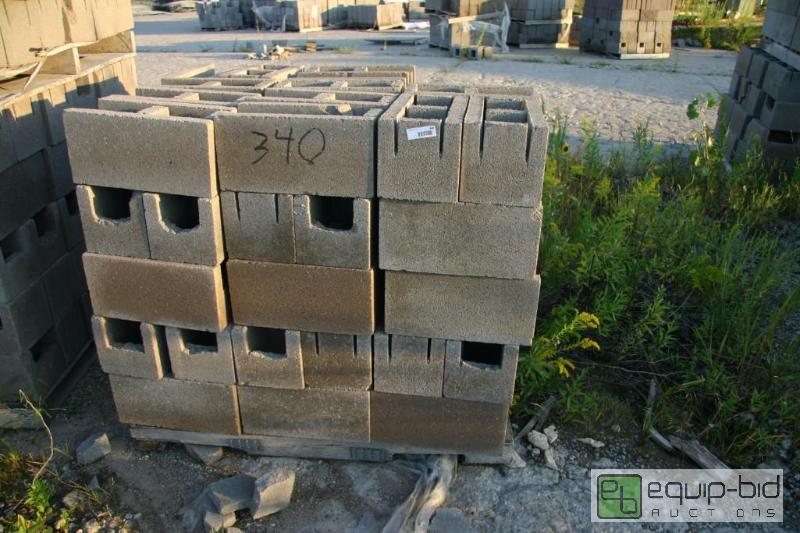 lot 340 image: pallet cinder blocks...
