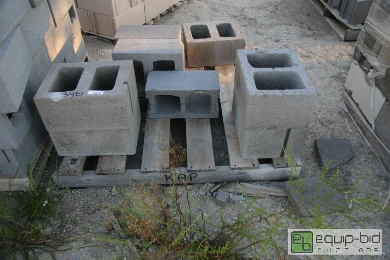 lot 346 image: pallet of cinder blocks...