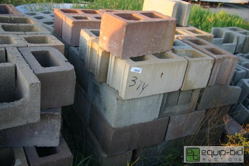 lot 374 image: 3 pallets of cinder blocks...
