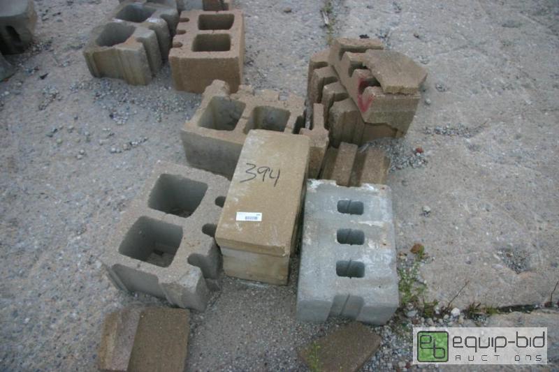 lot 394 image: lot of misc&nbspblocks...
