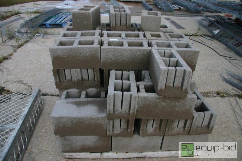 lot 411 image: pallet of cinder blocks...