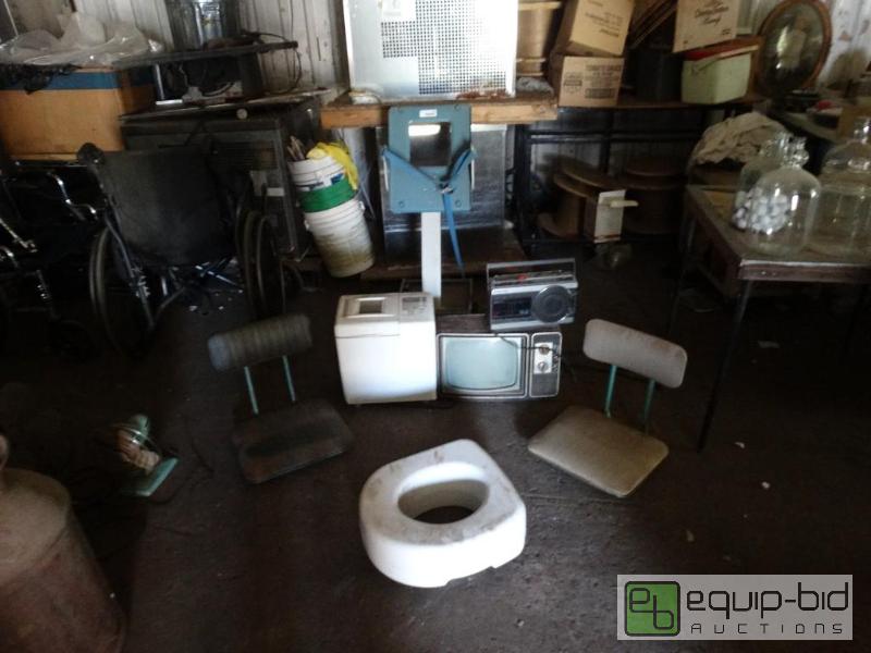 lot 1298 image: Lot of misc. 2 stadium seats, tv, radio,toile...