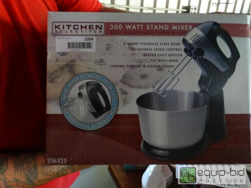 lot 1354 image: Kitchen selectives mixer...
