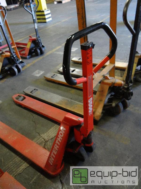 lot 387 image: Interthor 5500 Lb. Capacity Manual Pallet Truck