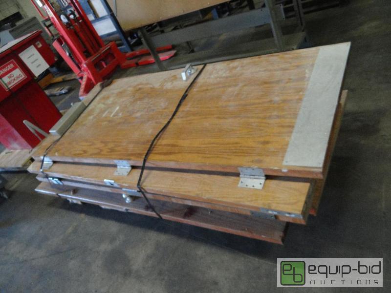 lot 397 image: Lot Of Heavy Wooden Doors