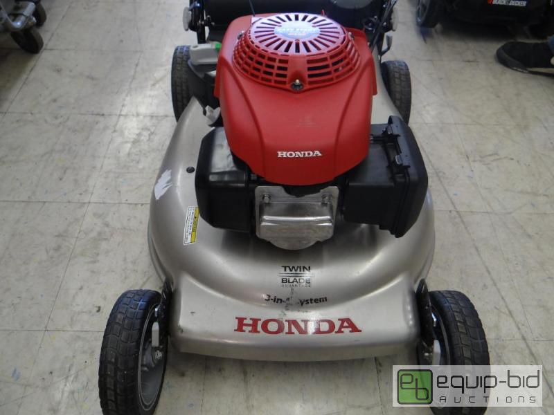 Honda twin blade lawn mower with smart drive.... | Wichita Home ...