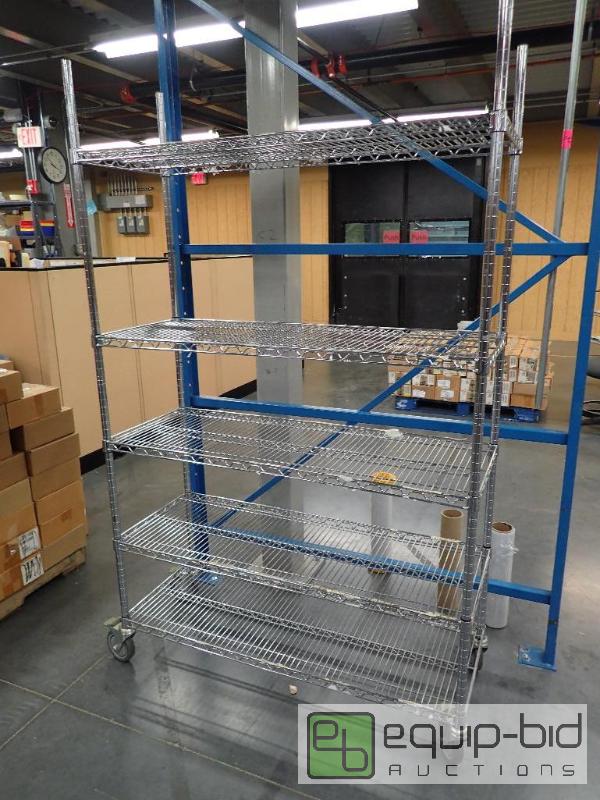 lot 1540 image: 5 Tier Metal Wire Storage Rack on Casters