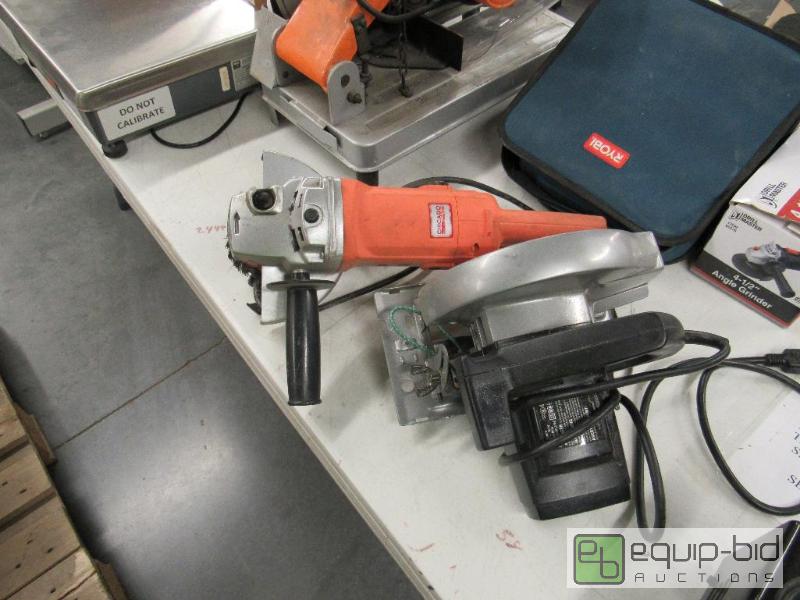 lot 2536 image: Chicago Electric Angle Grinder w Master Mechanic Saw