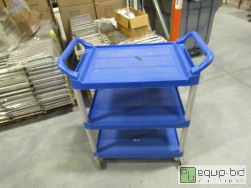 lot 2660 image: Rubbermaid 3 Tier Utility Cart On Casters