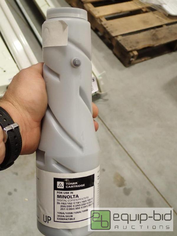 lot 593 image: (2) Minolta Toner Cartridges