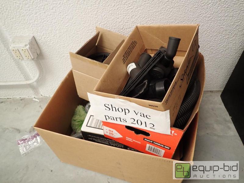 lot 609 image: Large Lot Of Shop Vac Attachments