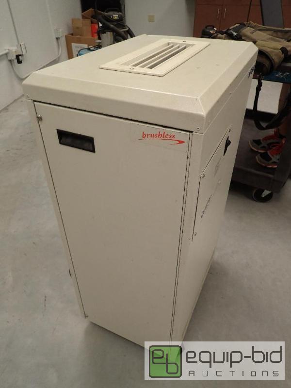 lot 617 image: Quatro Micro-Enviromental Air Filter