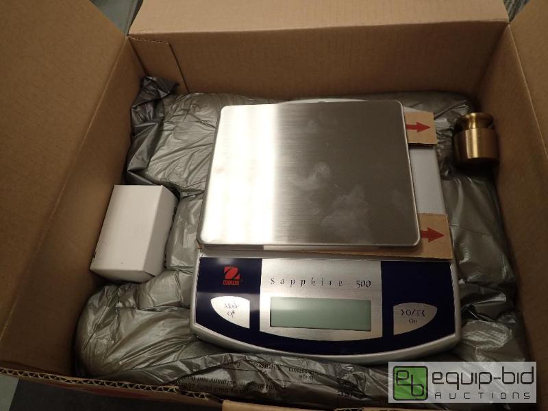 lot 643 image: Brand New Ohaus Sapphire 500 Digital Scale