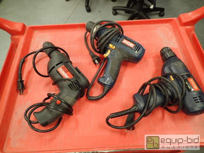 lot 670 image: (3) Corded Drills