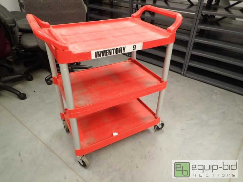lot 674 image: Plastic 3 Tier Cart