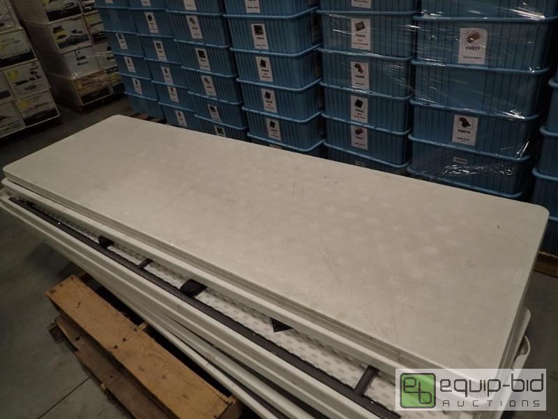 lot 817 image: 96 Lifetime Plastic Top Folding Table
