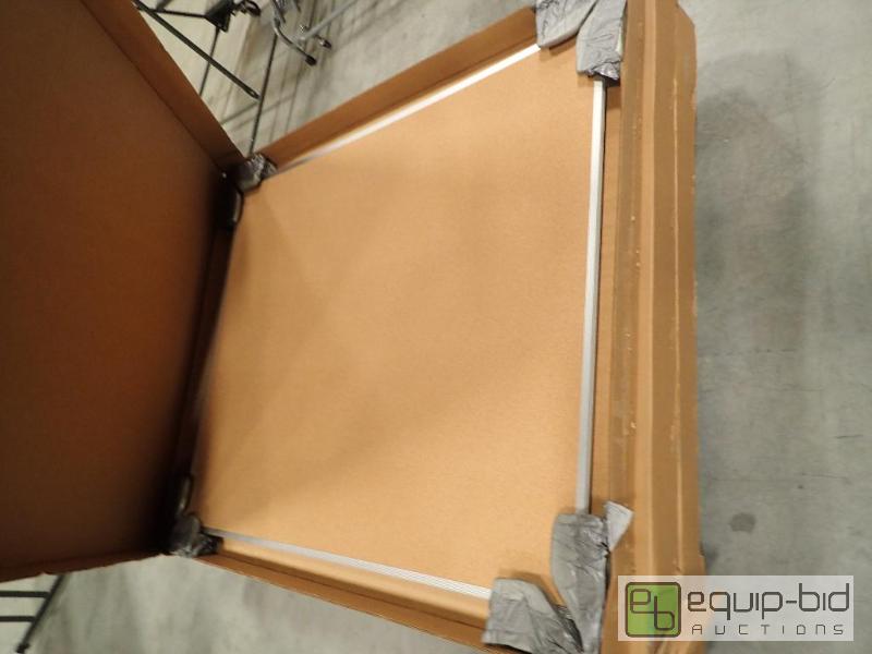 lot 899 image: Wall Mounted Cork Board 4x5