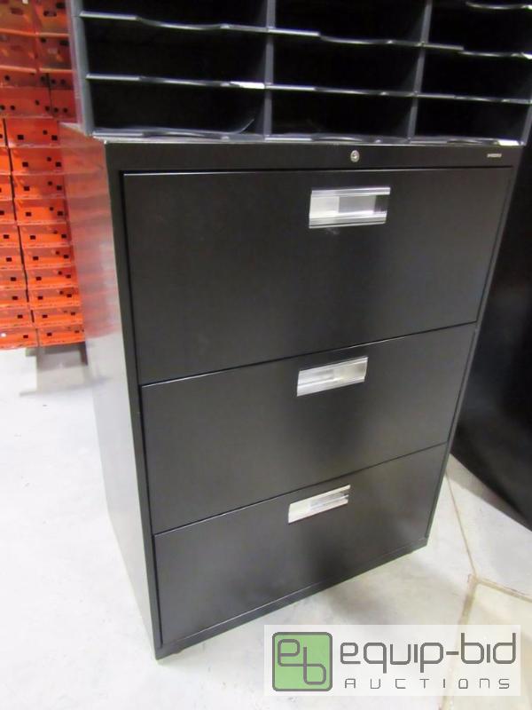 lot 923 image: 3 Drawer Black HON Filing Cabinet