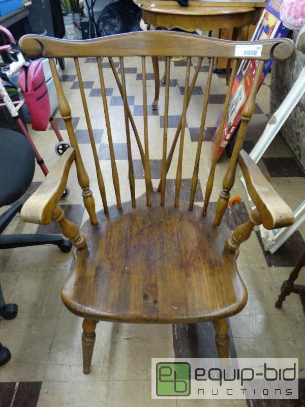 lot 515 image: Vintage spindle back wooden arm chair....