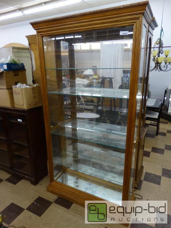 lot 520 image: Beautiful Oak lighted curio cabinet with side...