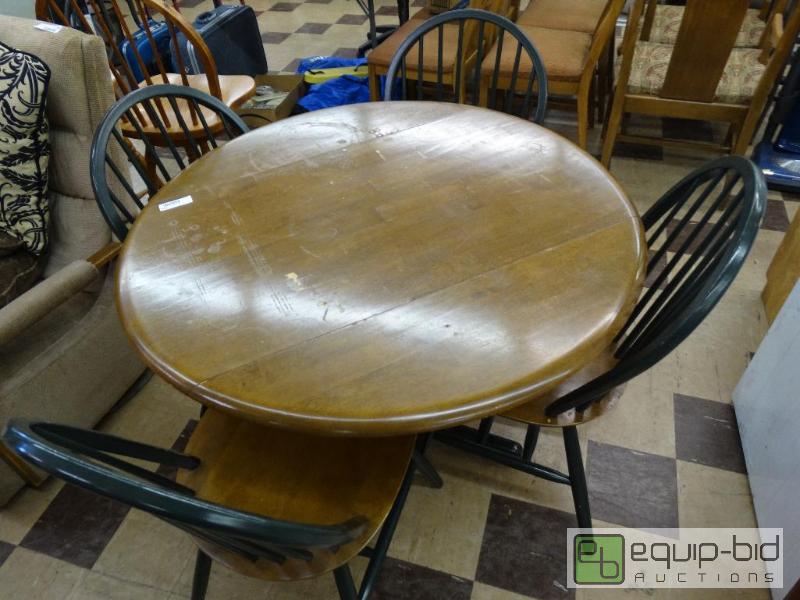 lot 528 image: Round drop leaf dining table with 4 chairs.  ...