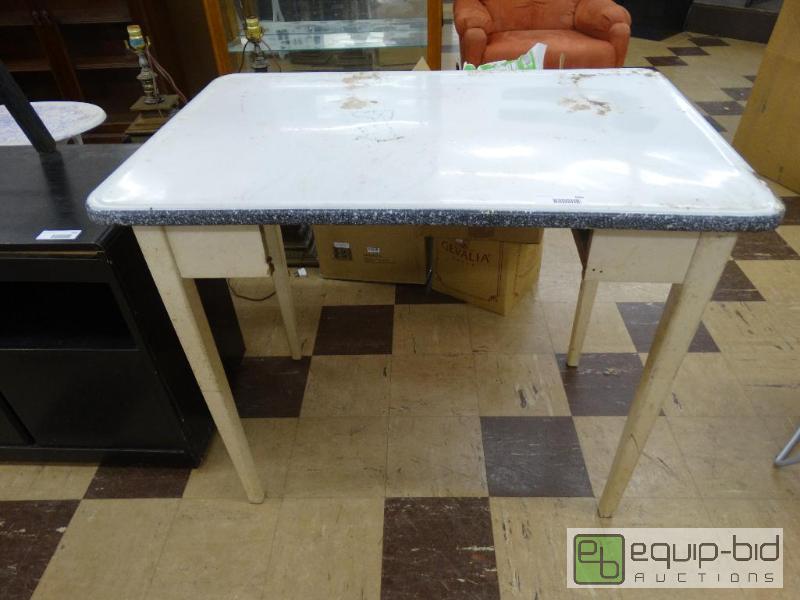 lot 566 image: Vintage kitchen table with enamelmetal top. ...