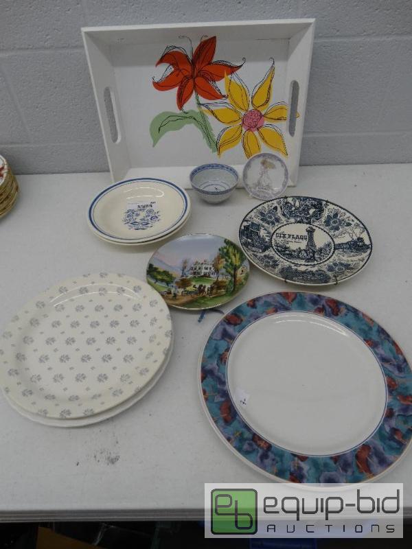 lot 604 image: Lot of plates, platter, wood painted tray, bl...