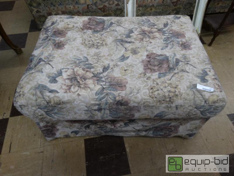 lot 616 image: Large ottoman with floral fabric....