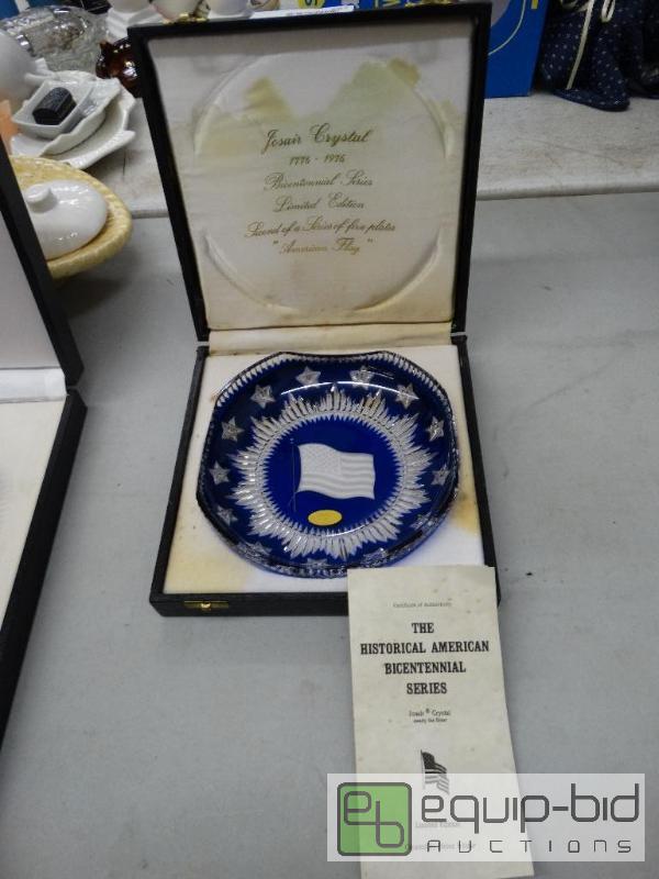 lot 687 image: Josair Crystal historical American Bicentenni...