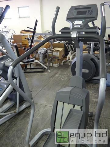 lot 393 image: Life Fitness Stair Climber Commercial Grade