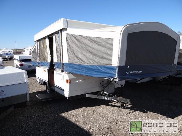 lot 447 image: 2007 Fleetwood Gear Box Trailer, VIN # 4ce689f1677296144