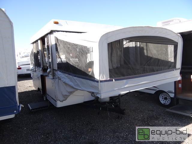 lot 448 image: 2004 Fleetwood Santa Fe Trailer, VIN # 4cp689f1x47252831