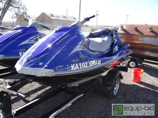 lot 465 image: 2008 Yamaha Waverunner VX Deluxe